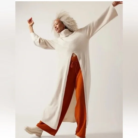 ATHLETA Alicia Keys Free To Roam Tunic - Picture 1 of 7